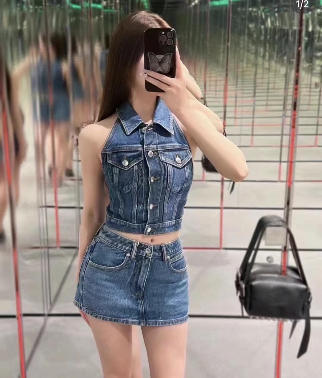 漂白牛仔布绕颈上衣