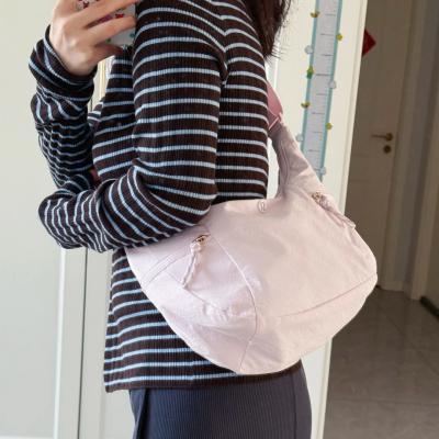 Lululemon Slouchy 单肩包 6L