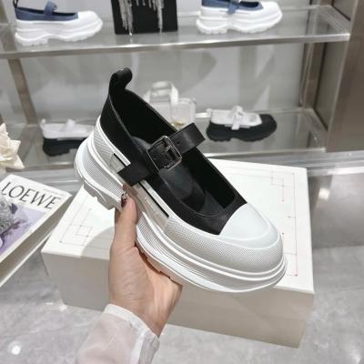 Alexander McQueen Buckle Mary Jane鞋