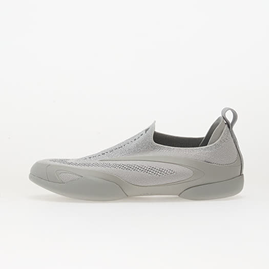 阿迪达斯 x Stella McCartney Taekwondo