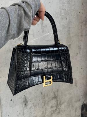 Hourglass 小号沙漏包