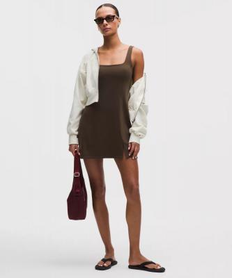 Lululemon Wunder Under SmoothCover 轻支撑A/B杯连衣裙