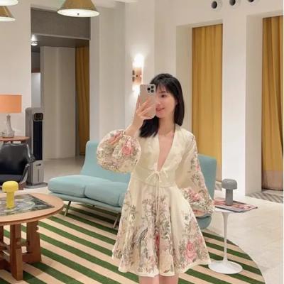 花卉印花亚麻连衣裙