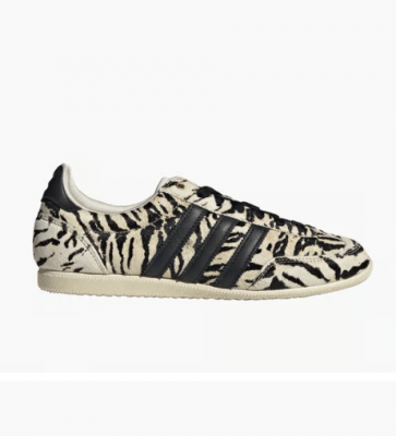 Adidas斑马纹运动鞋