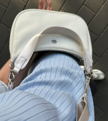 Lululemon Small 肩包 3L