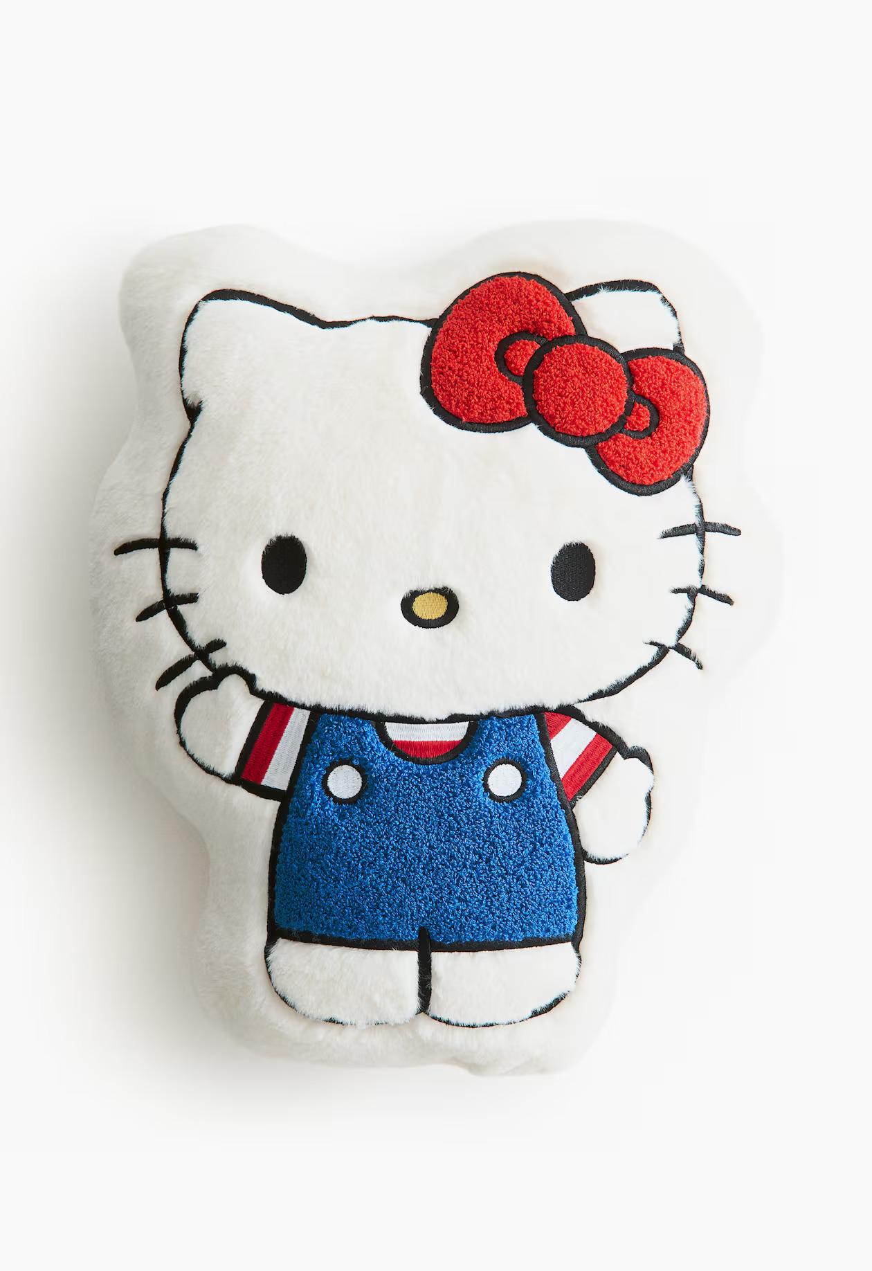 x Hello Kitty 联名靠垫