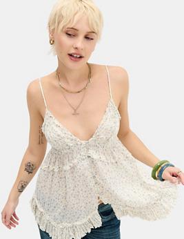 Urban Outfitters,2.6折+折上8折