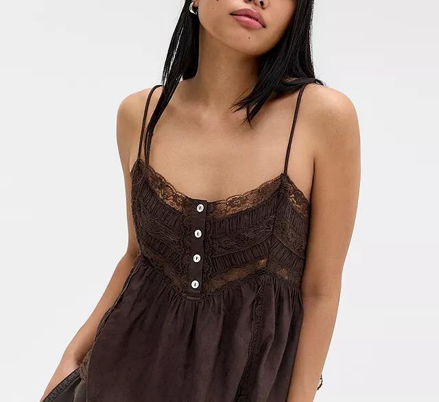 Urban Outfitters,2.6折+折上8折