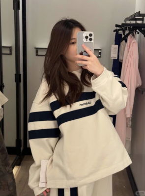 Lululemon 条纹宽松卫衣