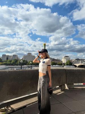 半透视POLO衫 Lisa同款