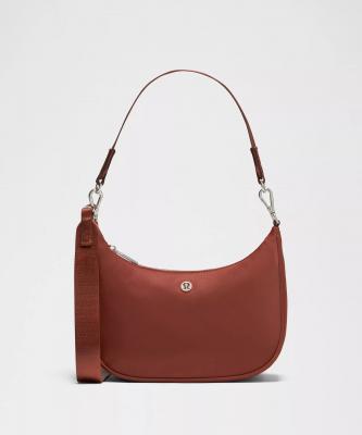 City Essentials 小号单肩包 3L