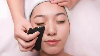 30 分钟面部刮痧护理