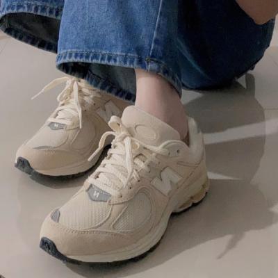 2002R 运动鞋