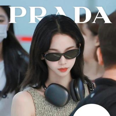Prada 椭圆框太阳镜