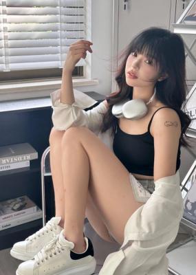 Basket 黑白超大码板鞋