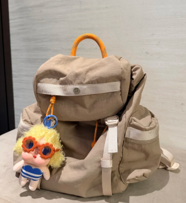 Lululemon Wunderlust Backpack 25L 双肩包