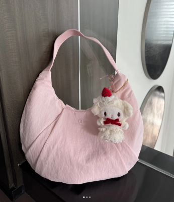 Pleated Shoulder Bag 10L 单肩包