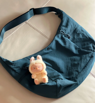 Lululemon Large Slouchy Sling Bag 13L