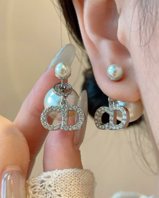 Dior Bijoux Logo 吊坠耳环