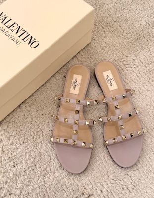 Rockstud Slide 露趾凉鞋