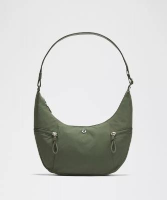 Slouchy Sling Bag 6L 斜挎包