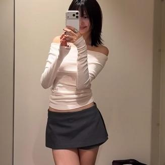 DE 象牙白露肩折叠上衣
