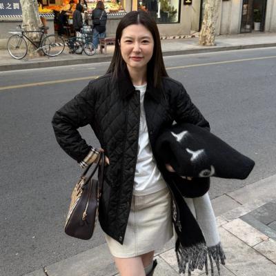 Burberry 黑色绗缝尼龙夹克