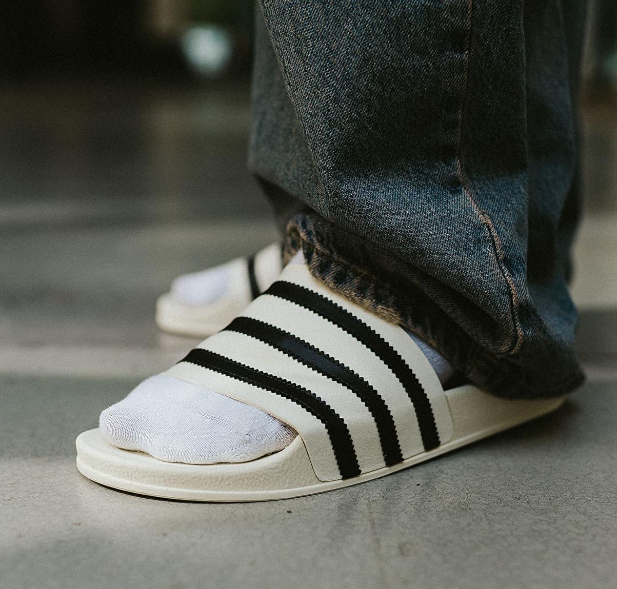 x Fear Of God 联名拖鞋