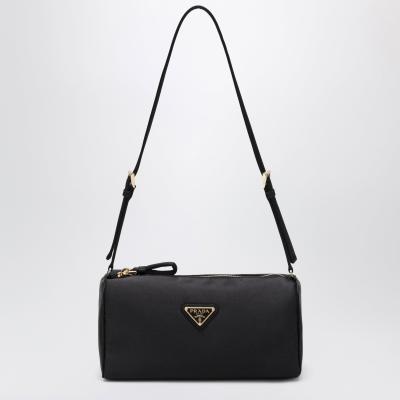 Prada 黑色缎面手拿包