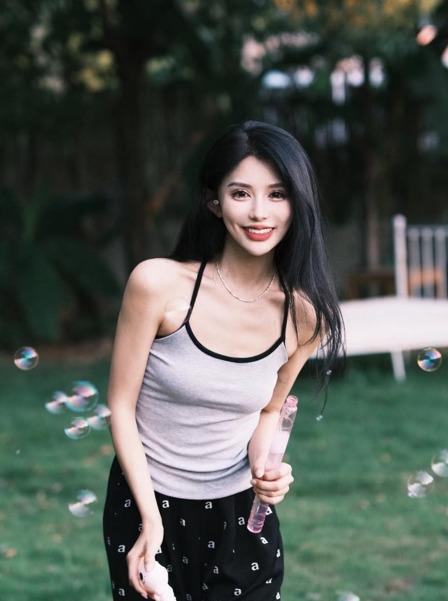 iets frans Nora 运动背心