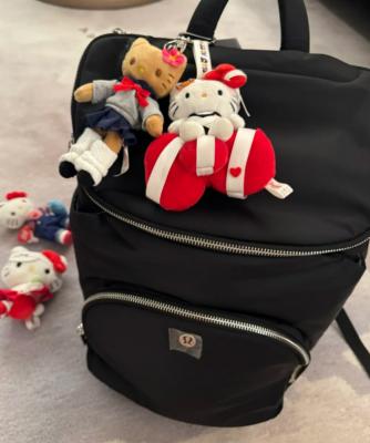 New Parent 22L 双肩背包