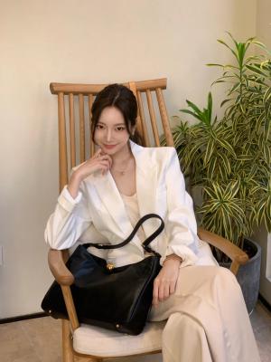 Furla Sfera Soft 黑色单肩包