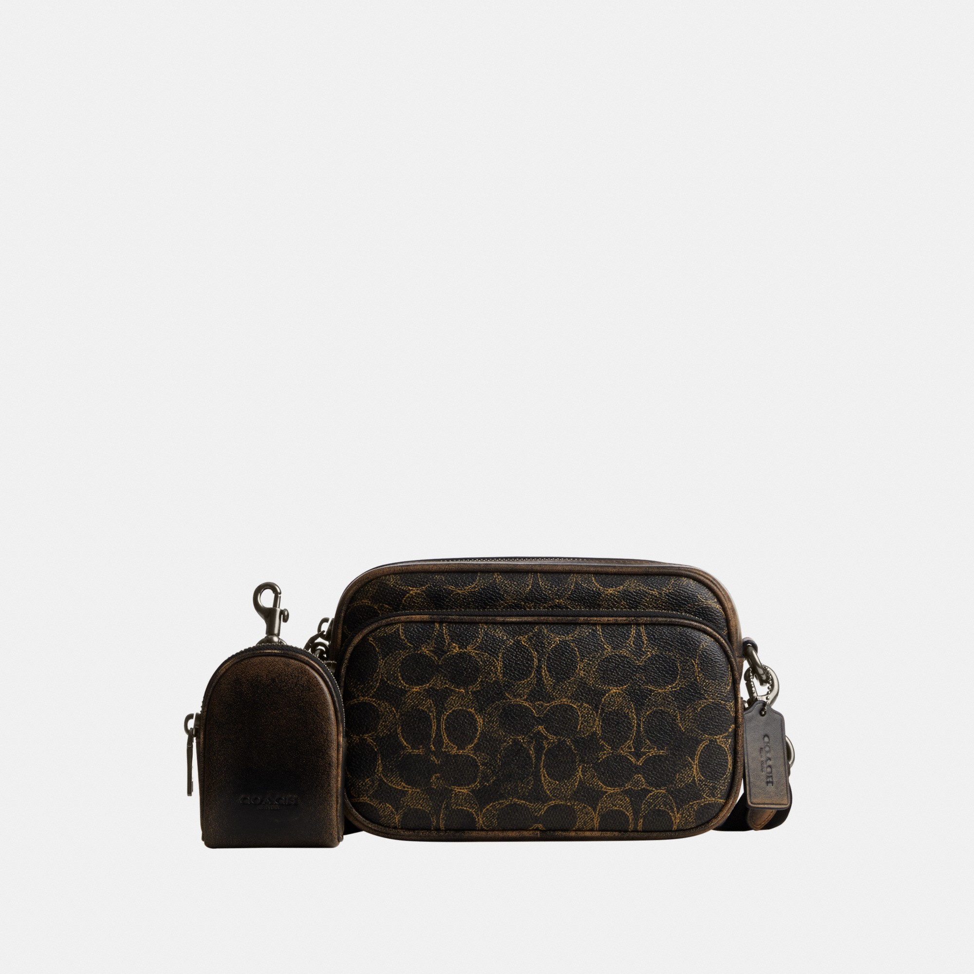 Coach Finlay 经典 Signature 斜挎包