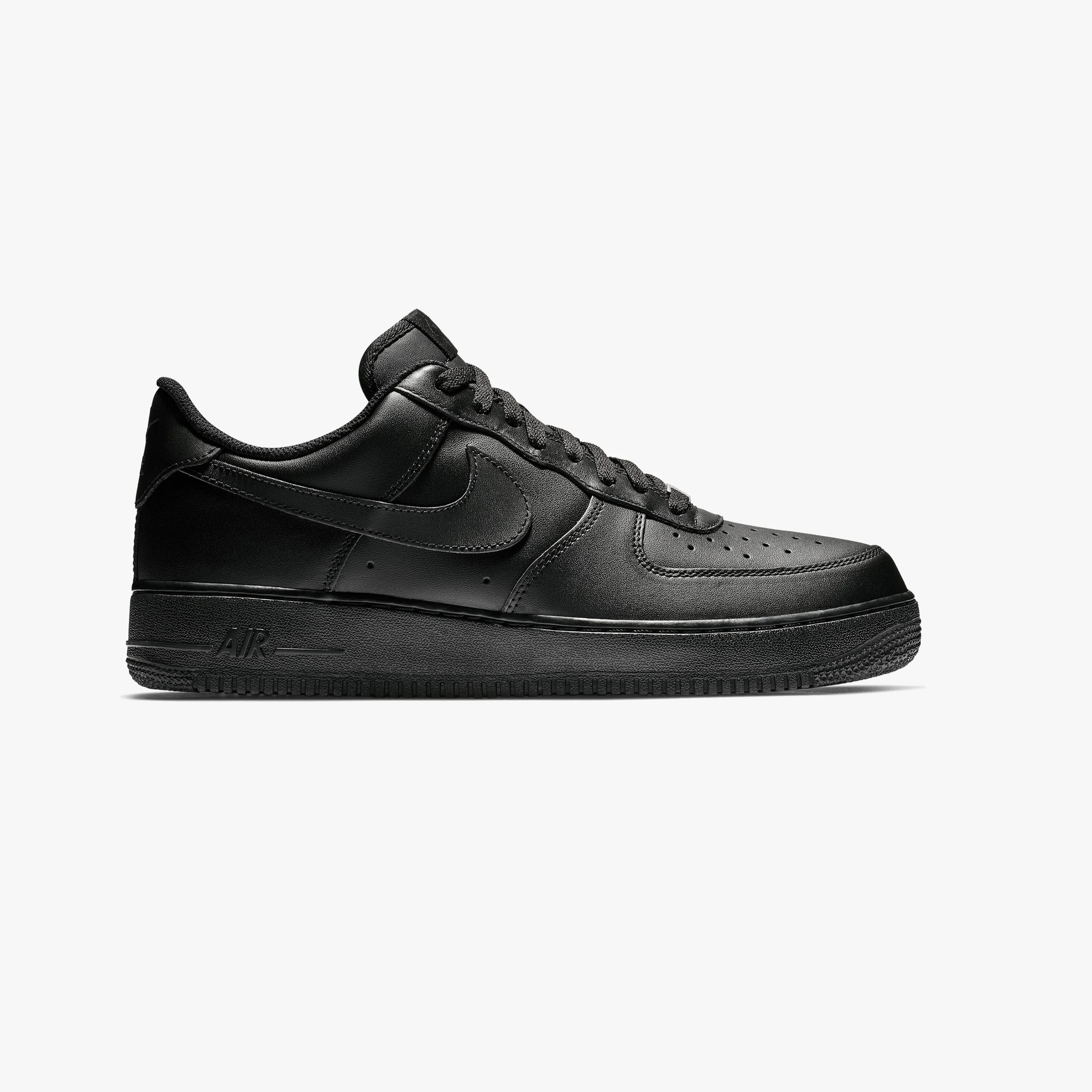 Nike Air Force 1 '07黑色板鞋