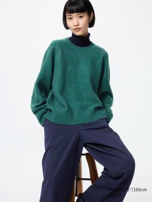 Soufflé Yarn 圆领毛衣