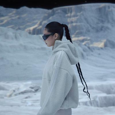 x Jennie 抓绒卫衣