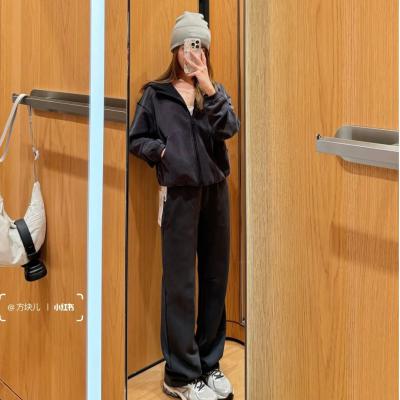 Lululemon Softstreme Pintuck 中腰长裤