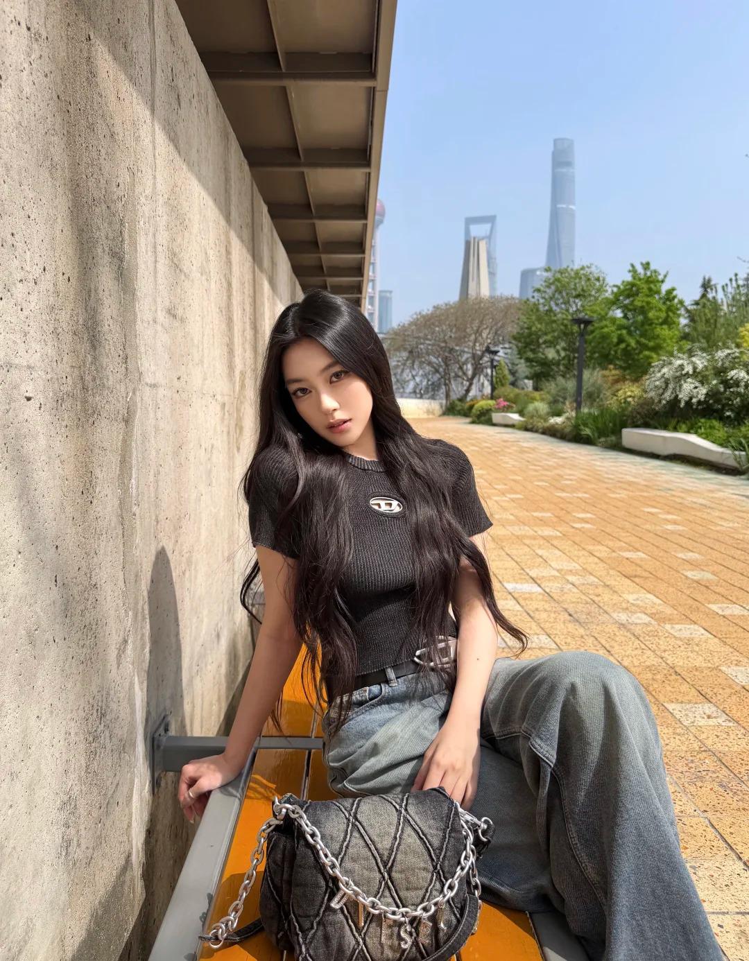 Diesel 女士卫衣 黑色 A196740DLAX