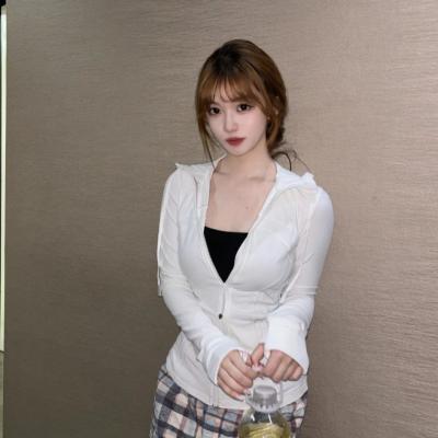 Lululemon Nulu 连帽夹克