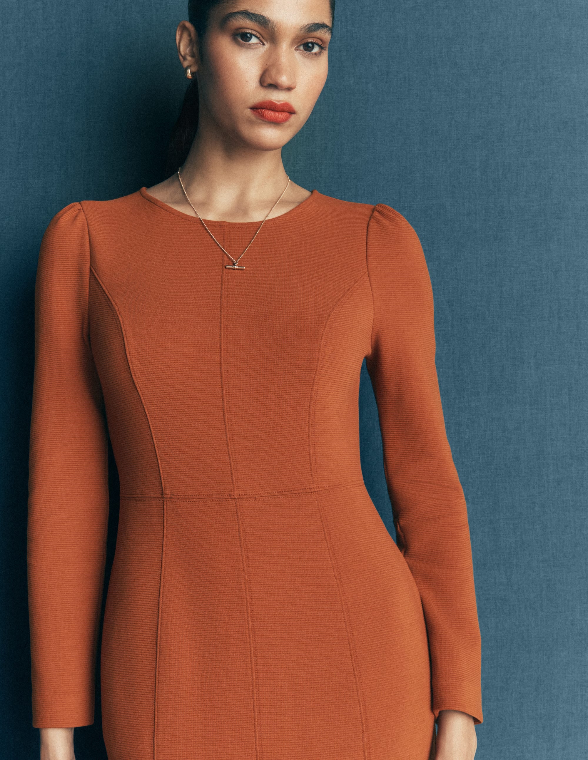 Marla 缝线奥托曼连衣裙