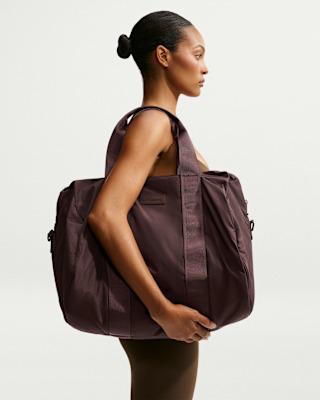 NikeSKIMS 泡芙健身包 女款