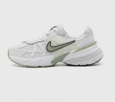 V2K RUN 运动鞋