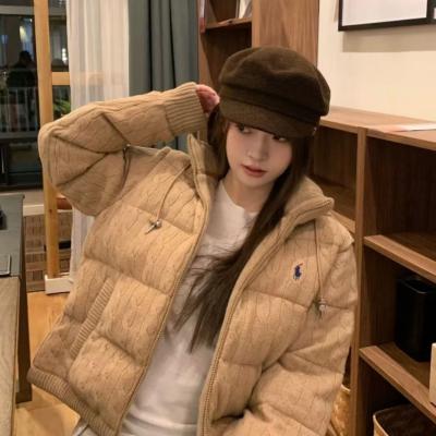  短款羽绒夹克 女款