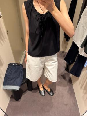 白色阔腿牛仔裤短裤