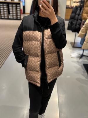 Coach Signature 再生聚酯羽绒马甲