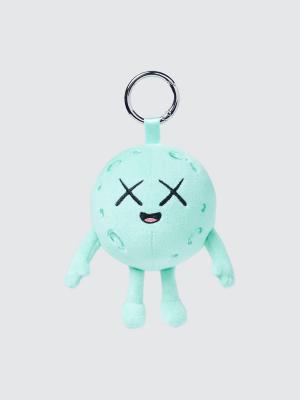 x KAWS UNIVERSE 毛绒挂饰