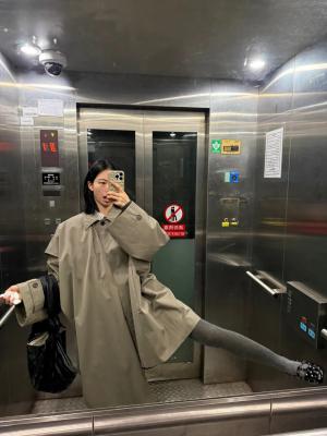  Gabby 女士长外套