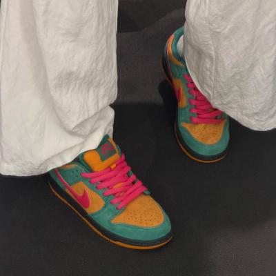 低帮 SB Dunk Pro 滑板鞋