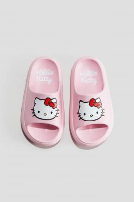 x Hello Kitty 联名拖鞋