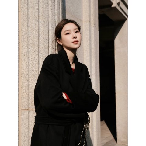 S Max Mara 秋冬经典黑大衣 Esturia 长款束带大衣